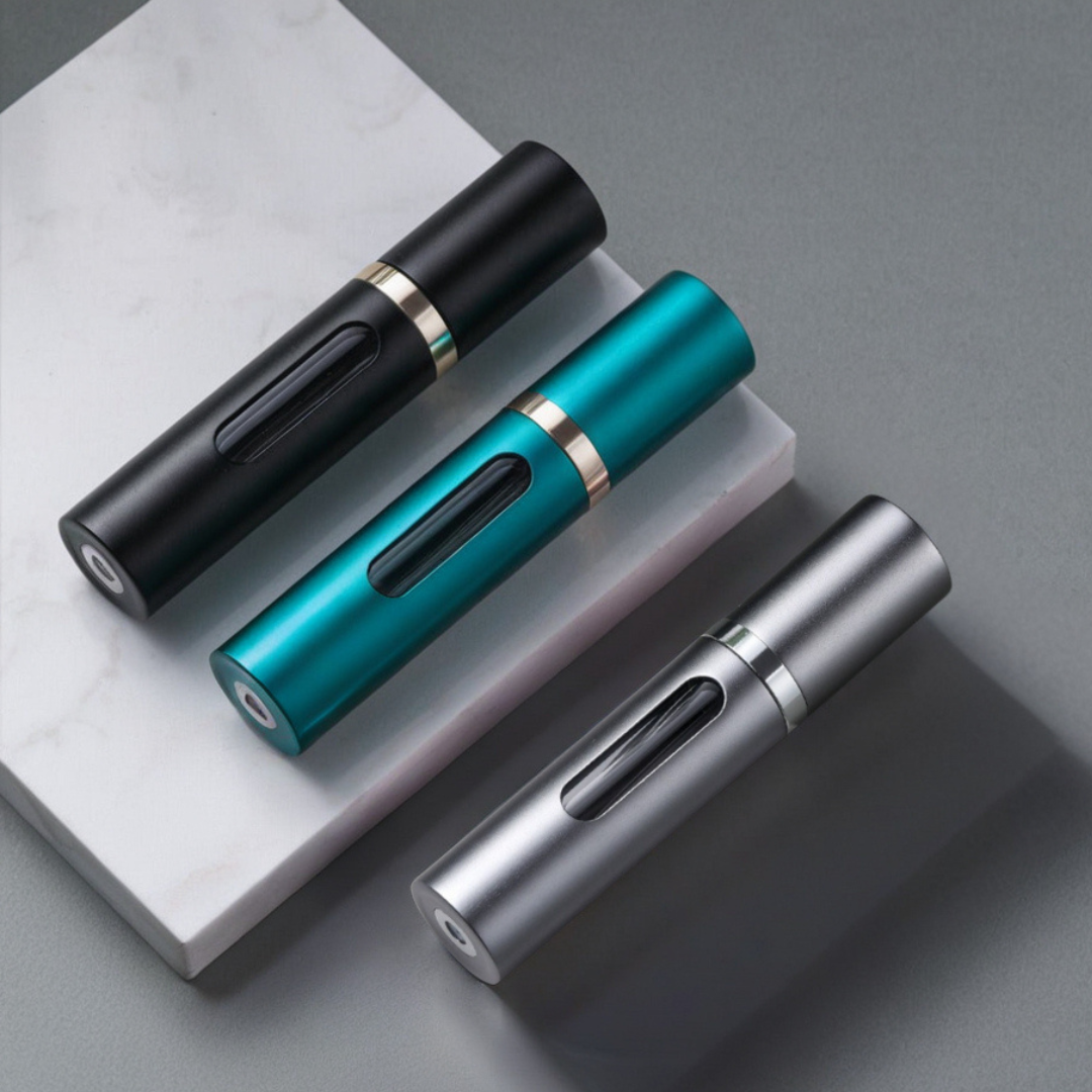 Porta profumo da viaggio ricaricabile in alluminio, elegante e compatto